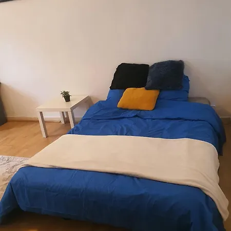 Ideal Pour 2 Personnes, Proche Commerces Et Centre-ville Apartment